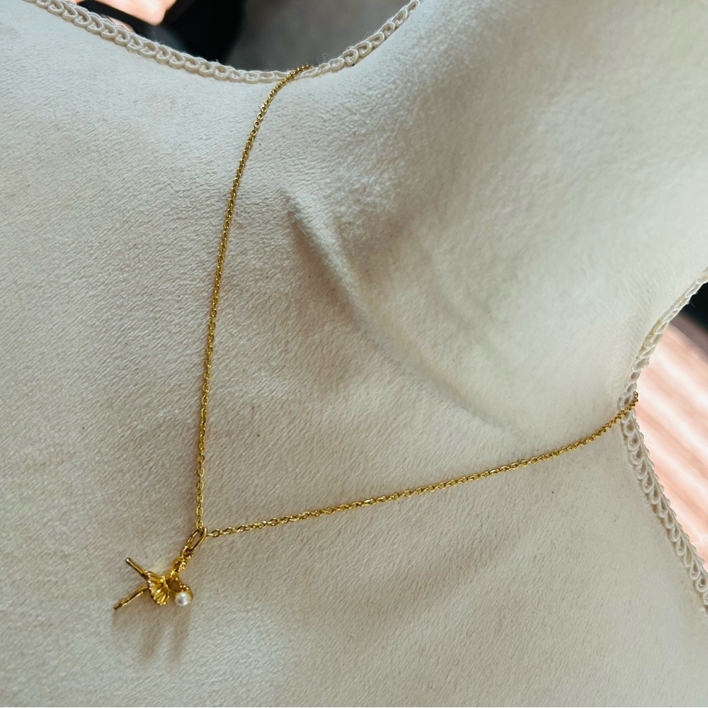Vintage gold plated pearl accent ballerina pendant on chain necklace